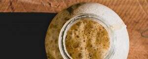 Quais são as vantagens do fermento natural e como fazê-lo?