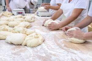 Quais são os principais termos no processo de produção de pão?